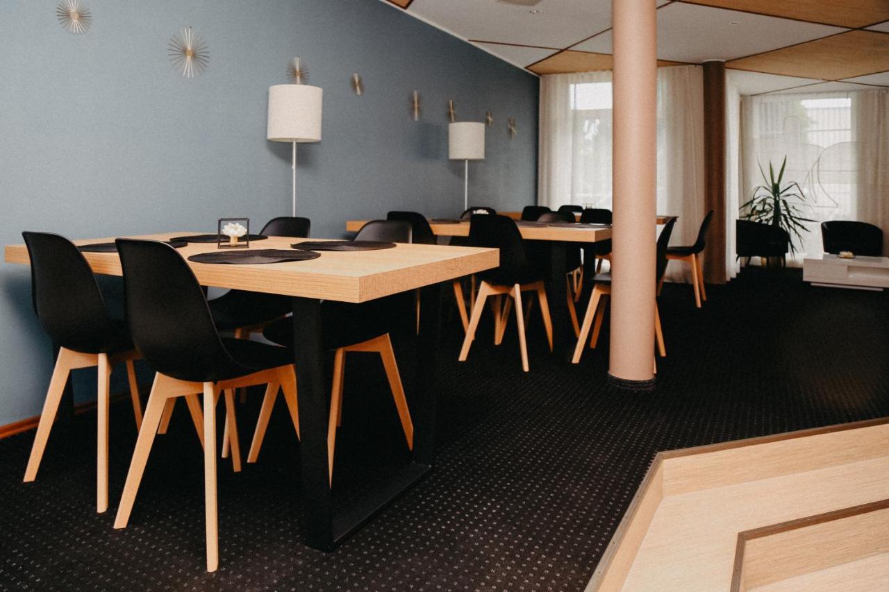 Hotel Vesiroos 페르누 외부 사진