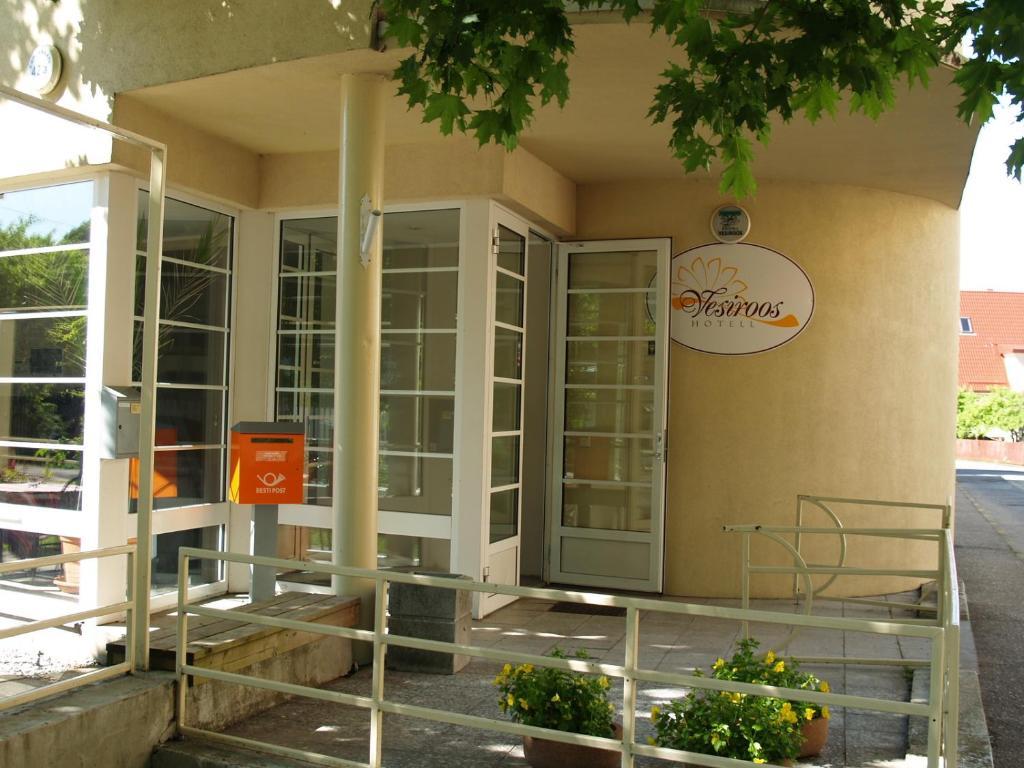 Hotel Vesiroos 페르누 외부 사진