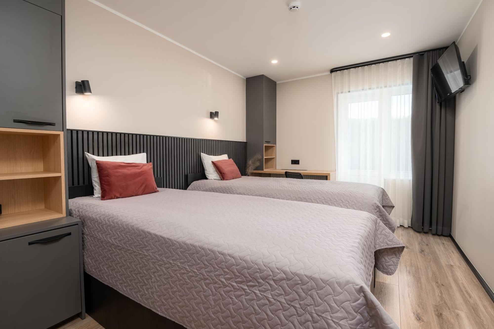 Hotel Vesiroos 페르누 외부 사진